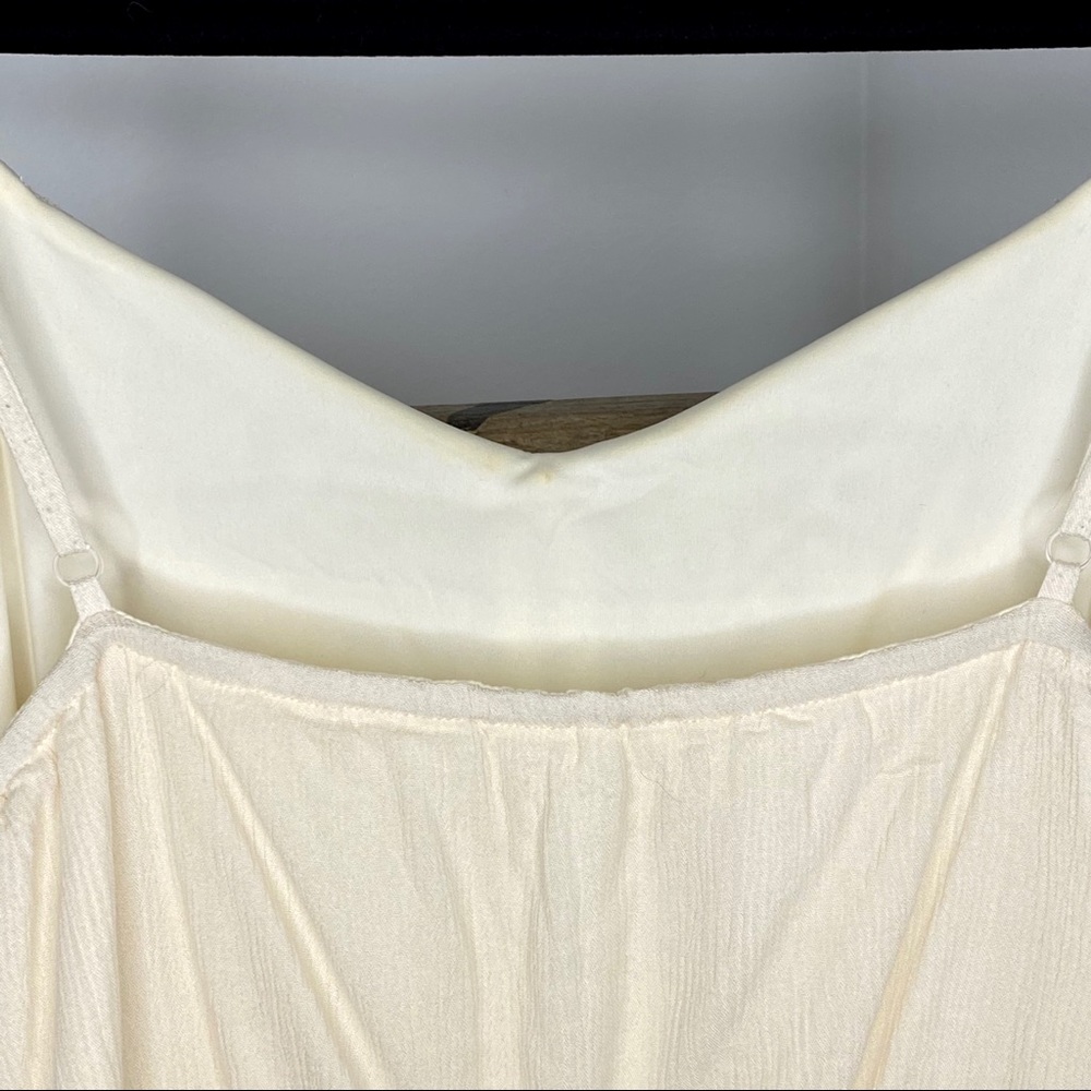 Dress - Picture 5 of 7